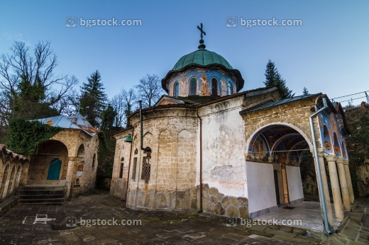 Църквата на Соколски манастир