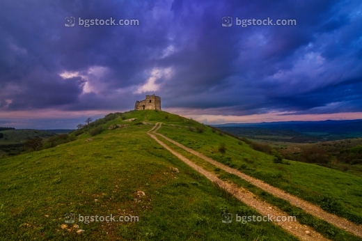 Крепост Букелон село Маточина
