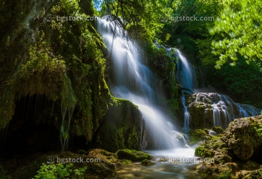 Крушунски водопади до Летница