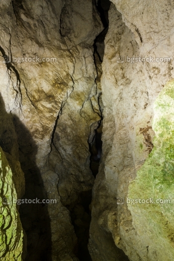 Сифона в пещера Дяволското гърло