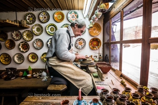 Снимка на Грънчар в Етъра 